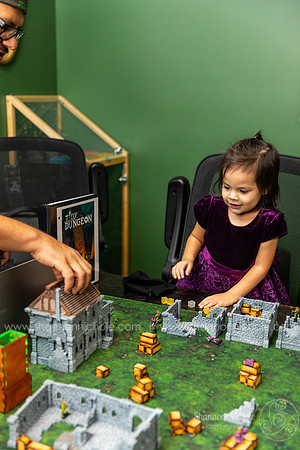 mike-girls-gaming-40