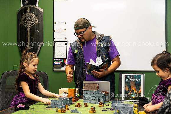 mike-girls-gaming-56