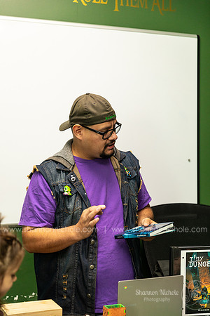 mike-girls-gaming-120